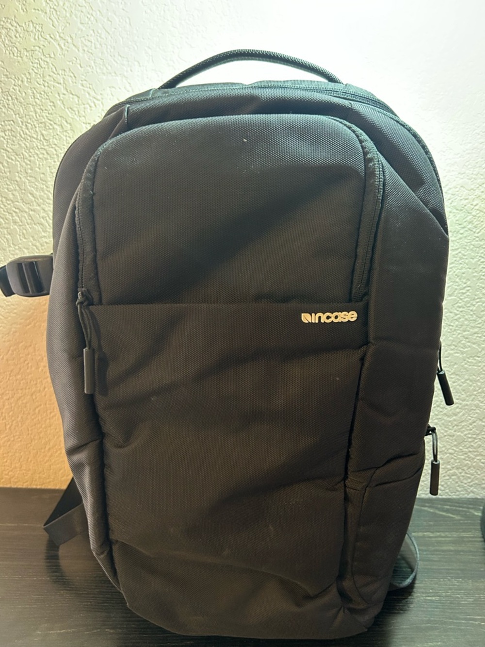 Incase Camera Backpack - Multiple Compartments Black